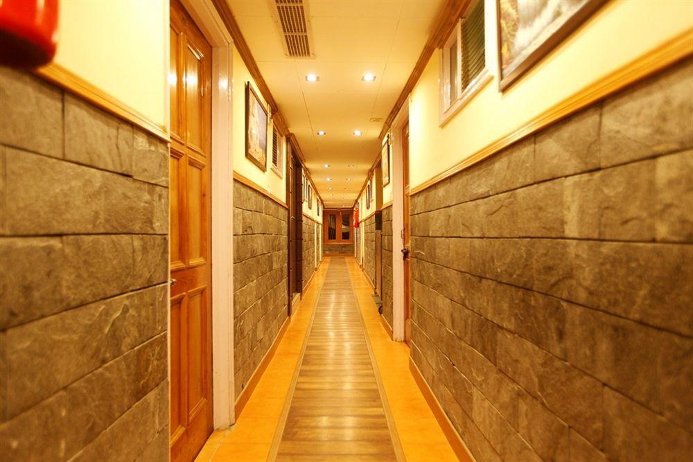 Bridge View Regency Shimla Exterior foto